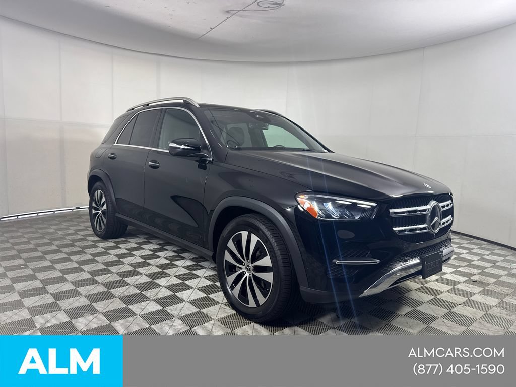 Used 2025 Mercedes-Benz GLE 350 4MATIC image 3