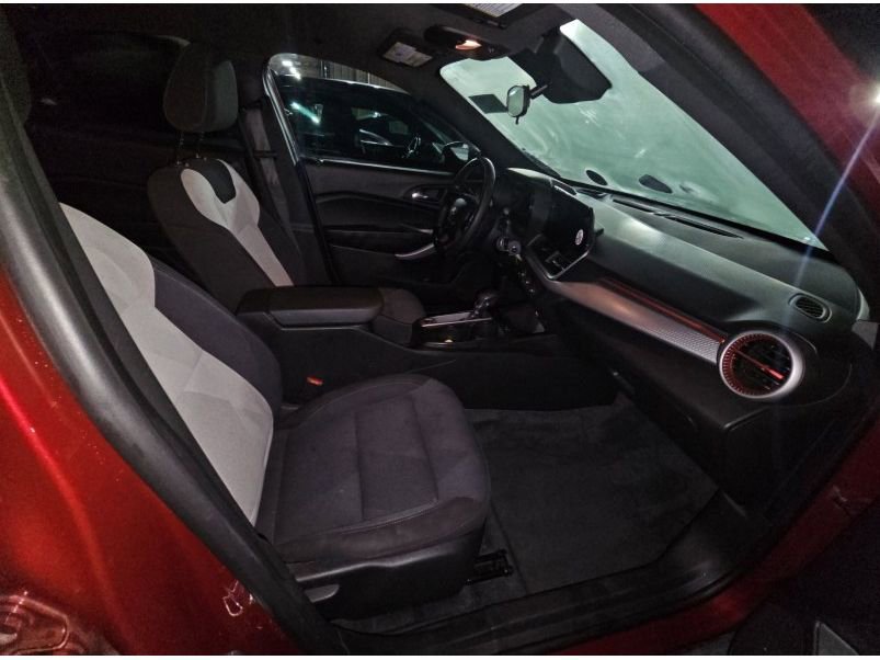 Used 2024 Chevrolet Trax RS w/ Driver Confidence Package image 27