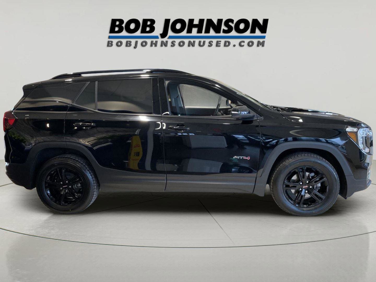 Used 2022 GMC Terrain AT4 w/ Infotainment Package II image 2