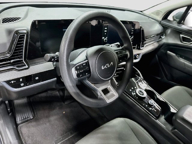Certified 2023 Kia Sportage LX AWD/4WD image 9