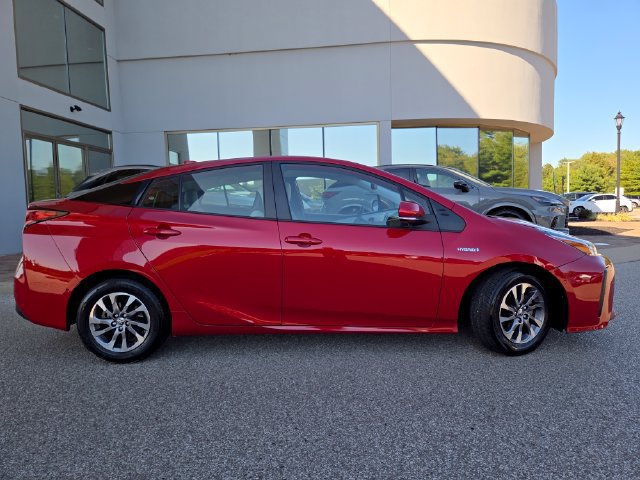 Used 2021 Toyota Prius Limited w/ Premium Convenience Package FWD image 29
