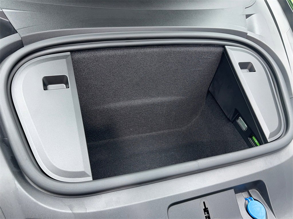 Used 2023 Porsche Taycan 4S image 60