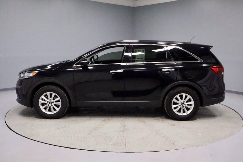 Used 2019 Kia Sorento LX image 8