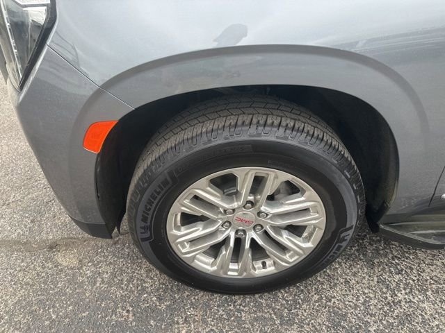 Used 2022 GMC Yukon SLT AWD/4WD image 10