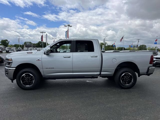 New 2026 RAM 2500 Laramie AWD/4WD image 4