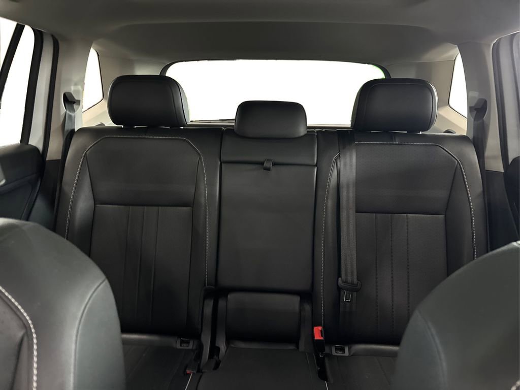 Used 2022 Volkswagen Tiguan SE image 20