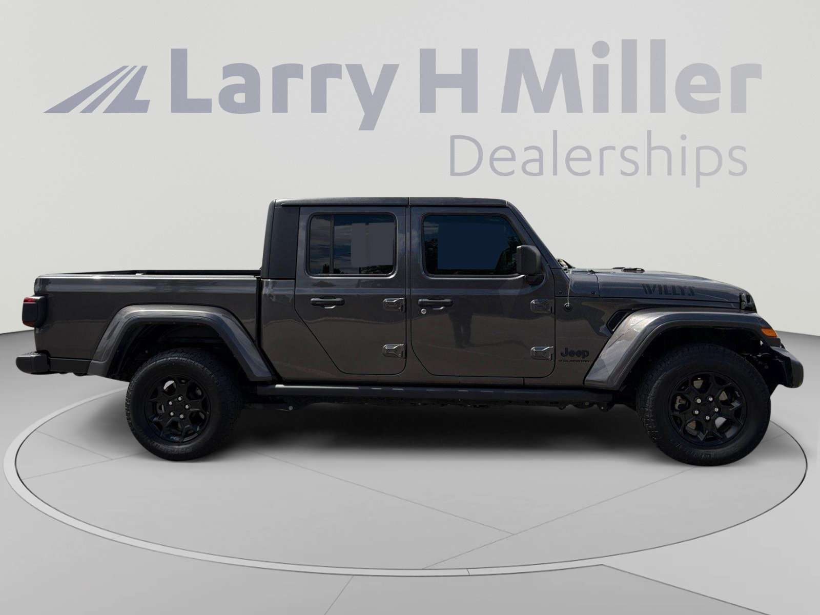 Used 2023 Jeep Gladiator Sport AWD/4WD image 7