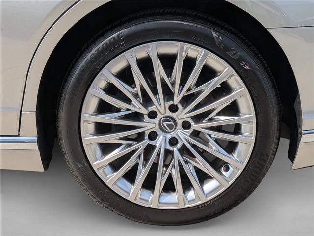 Used 2024 Lexus LS 500 AWD w/ Interior Upgrade Package image 26