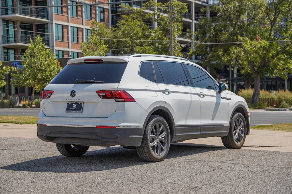 Used 2024 Volkswagen Tiguan SE image 8