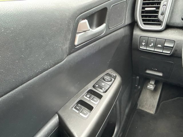 Used 2020 Kia Sportage S w/ S Sunroof Package FWD image 32