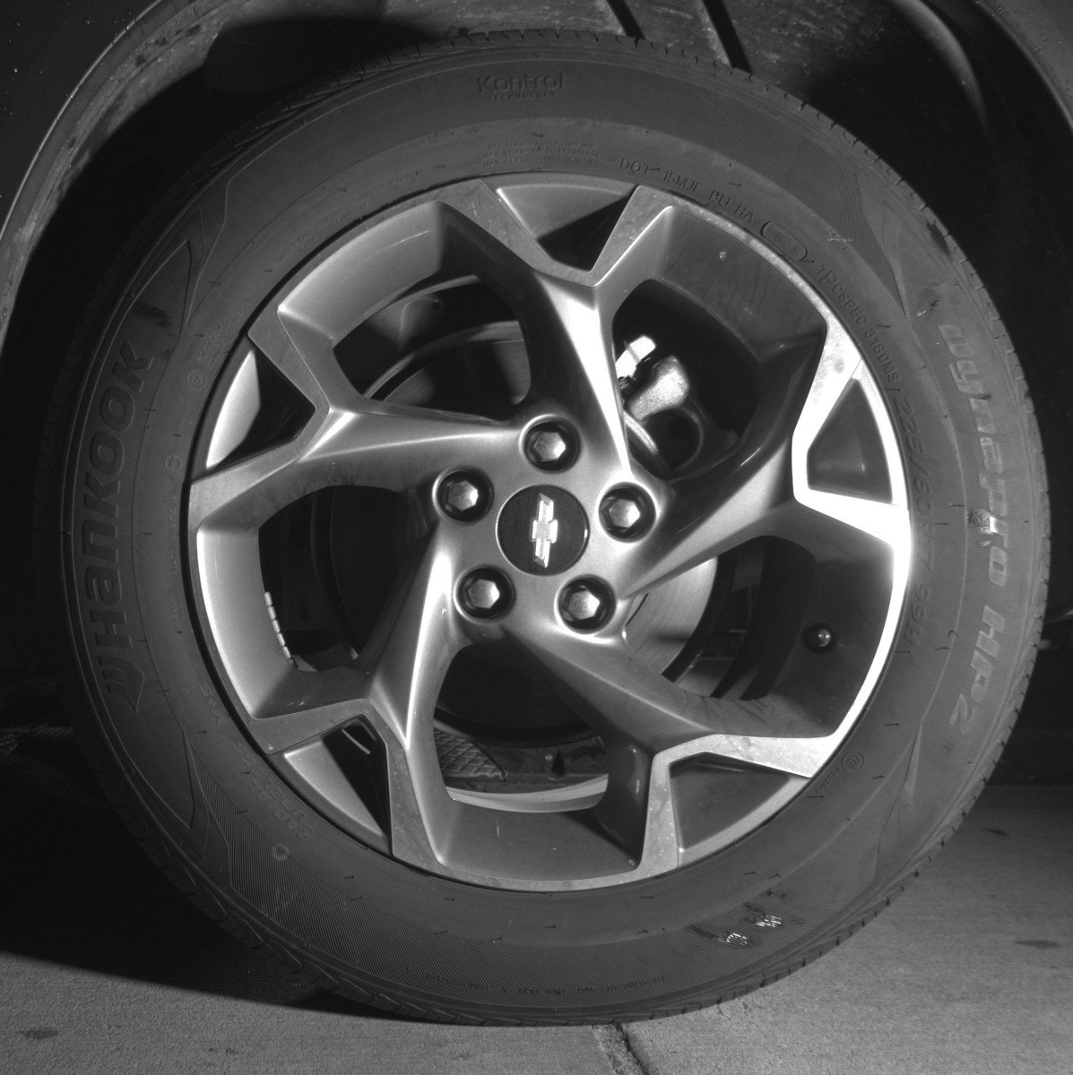 Used 2025 Chevrolet Trax LT FWD image 14