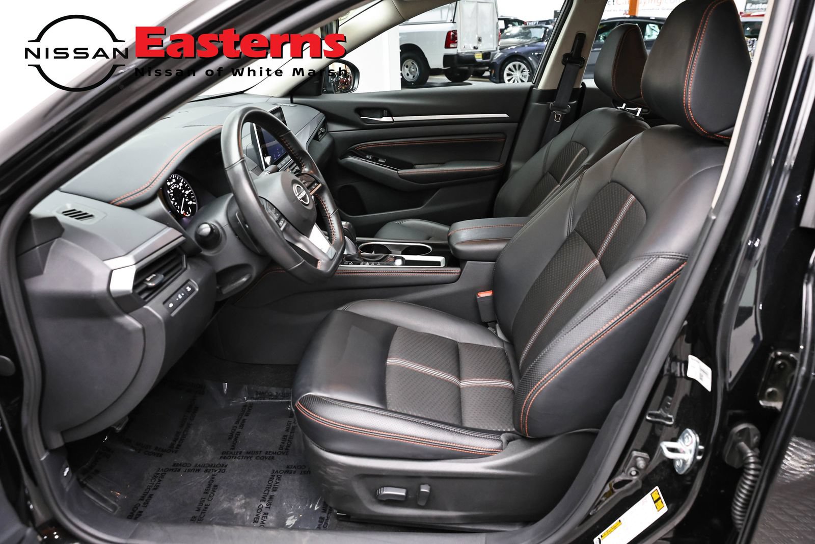 Used 2023 Nissan Altima 2.5 SR FWD image 14