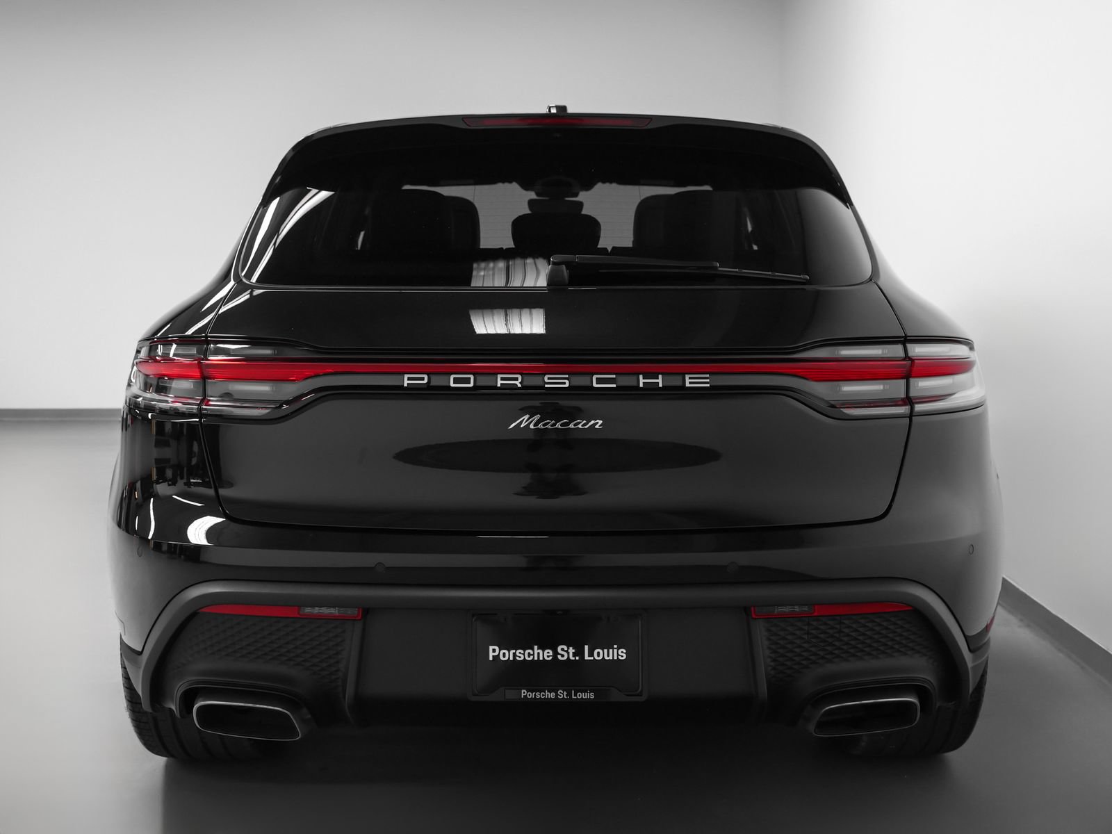 New 2026 Porsche Macan AWD/4WD image 11