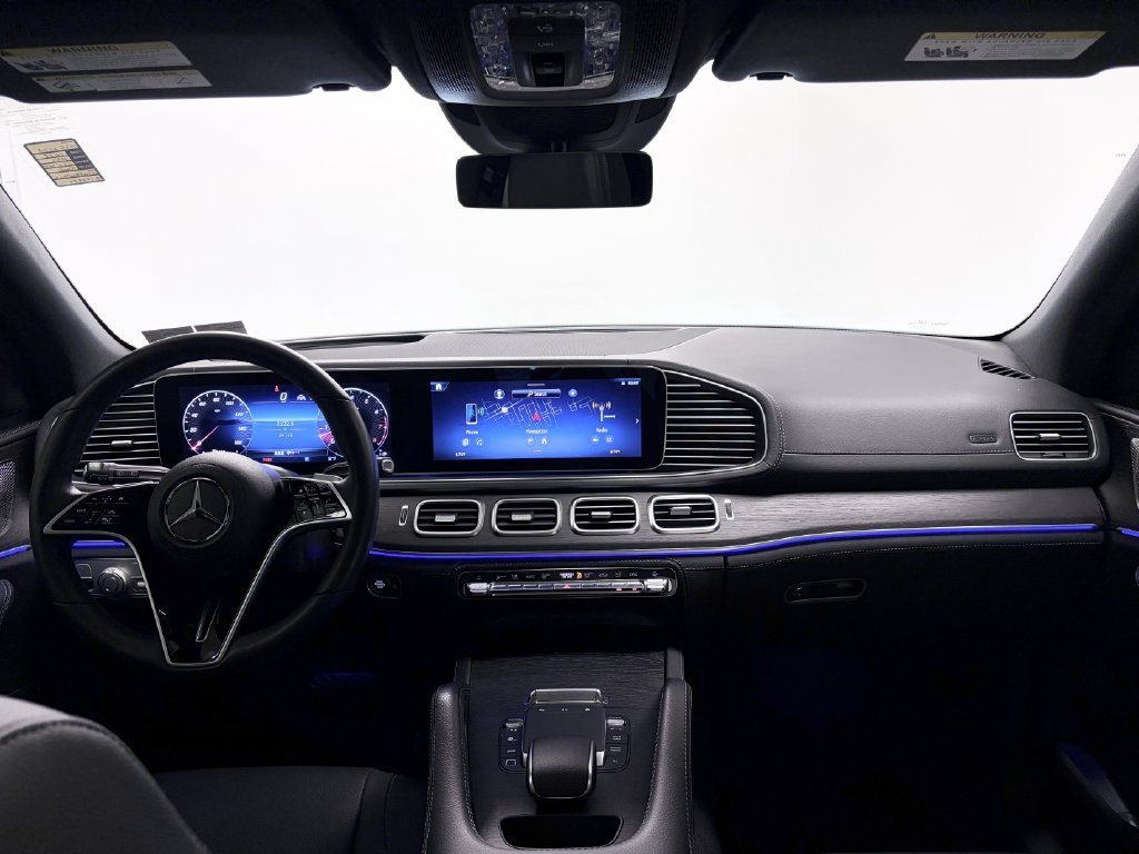Certified 2025 Mercedes-Benz GLE 350 4MATIC image 3