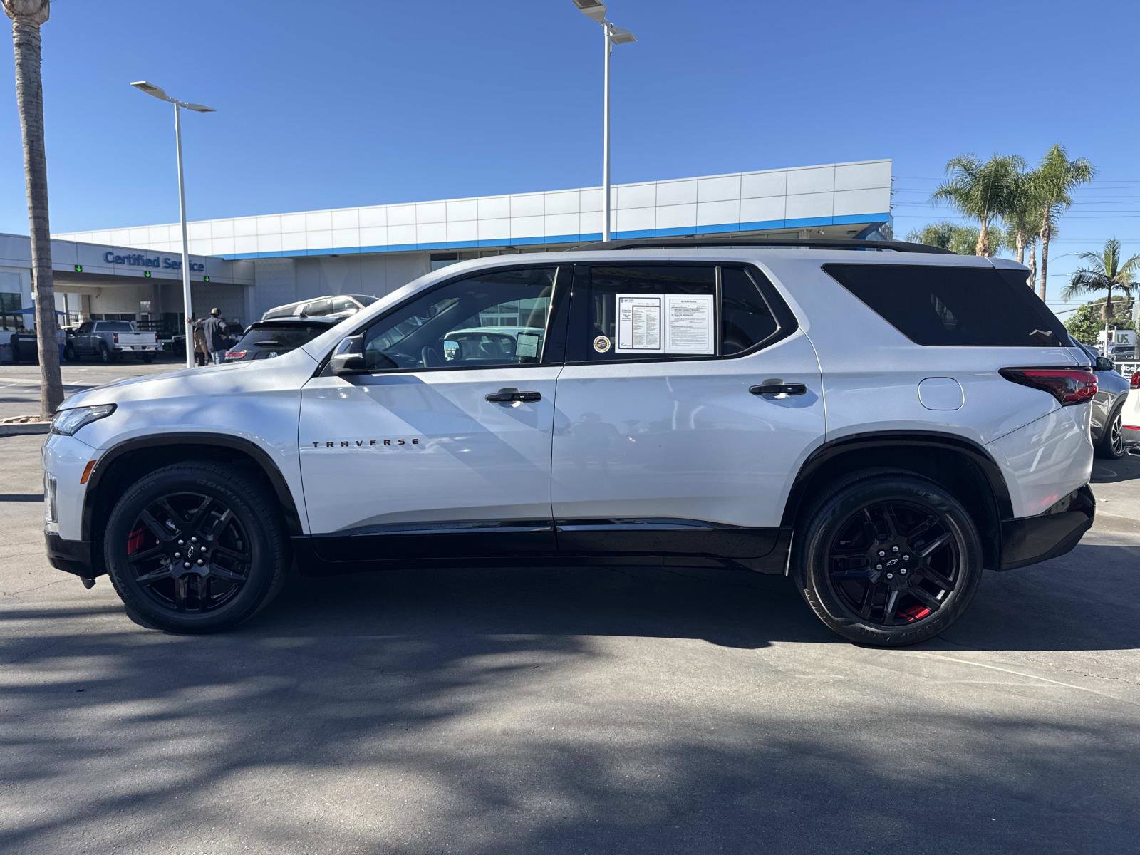 Used 2022 Chevrolet Traverse Premier w/ Redline Edition image 8
