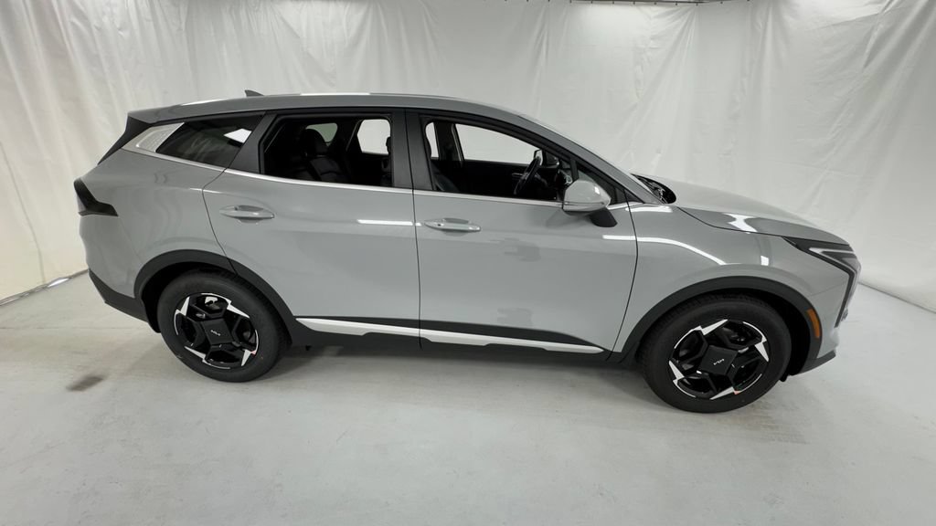 New 2026 Kia Sportage EX FWD image 2