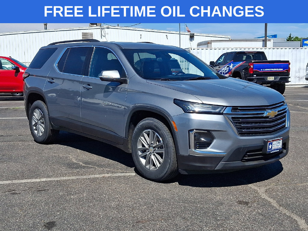 Used 2023 Chevrolet Traverse LT