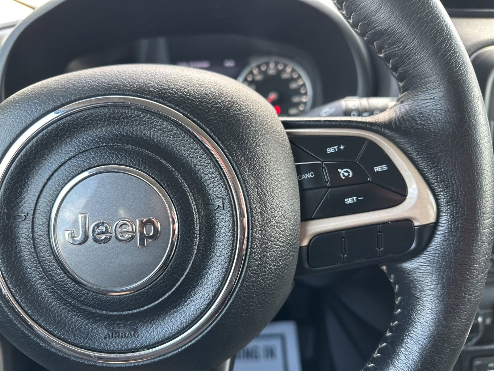 Used 2016 Jeep Renegade Limited AWD/4WD image 46