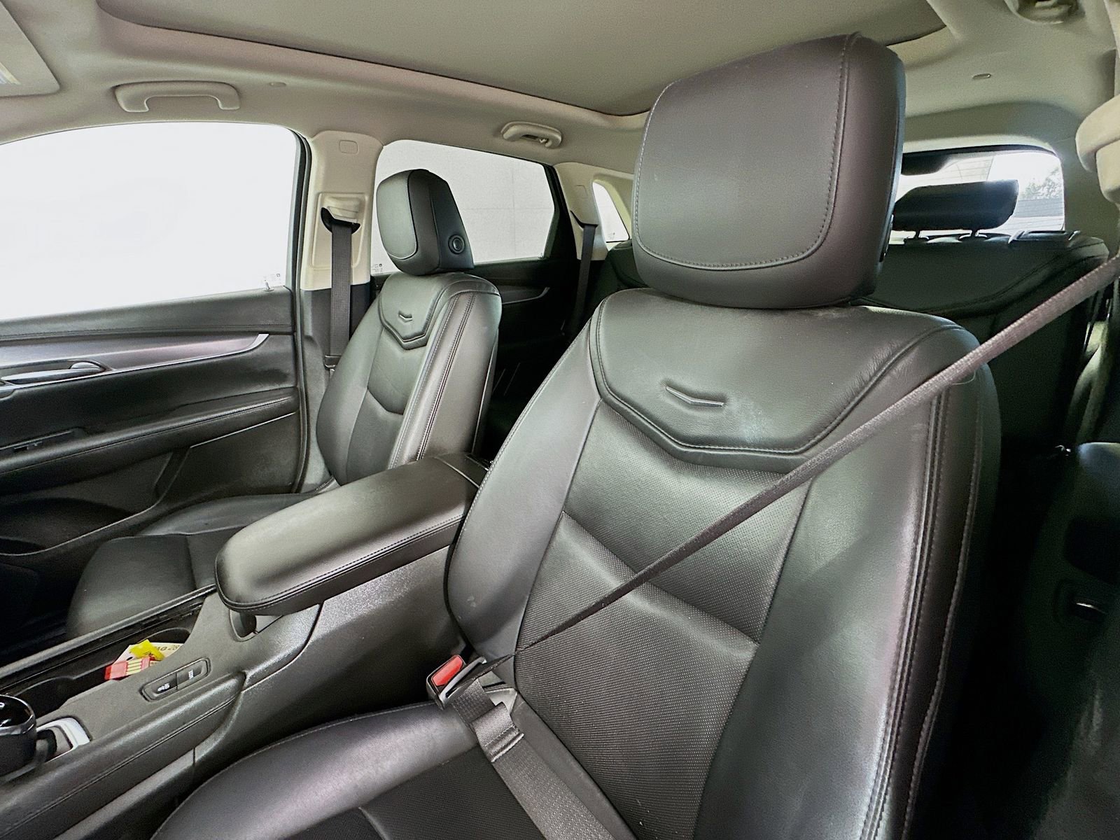 Used 2018 Cadillac XT5 Premium Luxury FWD image 21
