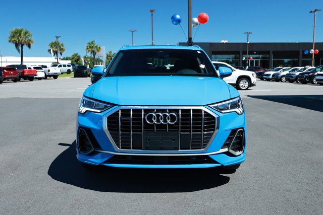 Used 2023 Audi Q3 2.0T Premium AWD/4WD image 2