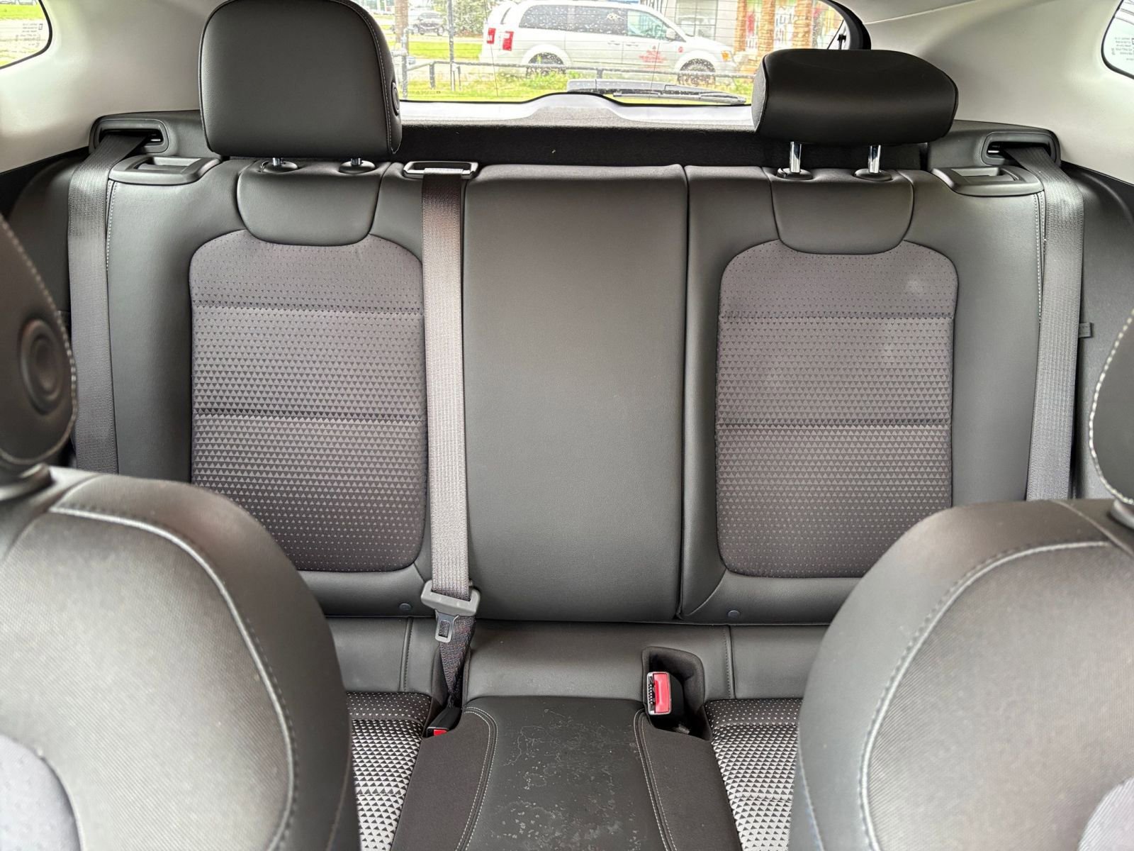 Used 2025 Chevrolet Trax LT w/ LT Convenience Package FWD image 37