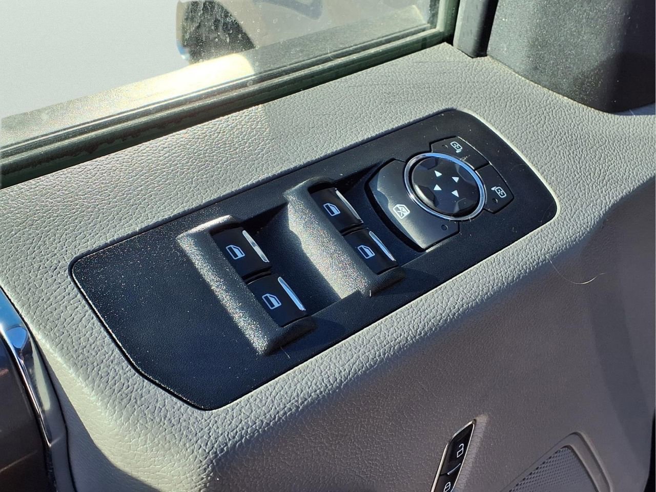 Used 2019 Ford F150 XLT w/ Equipment Group 302A Luxury image 13