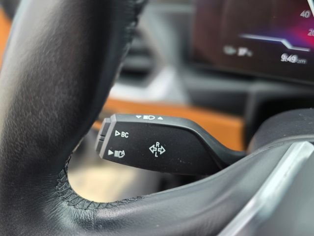 Used 2023 BMW i4 eDrive40 RWD image 36