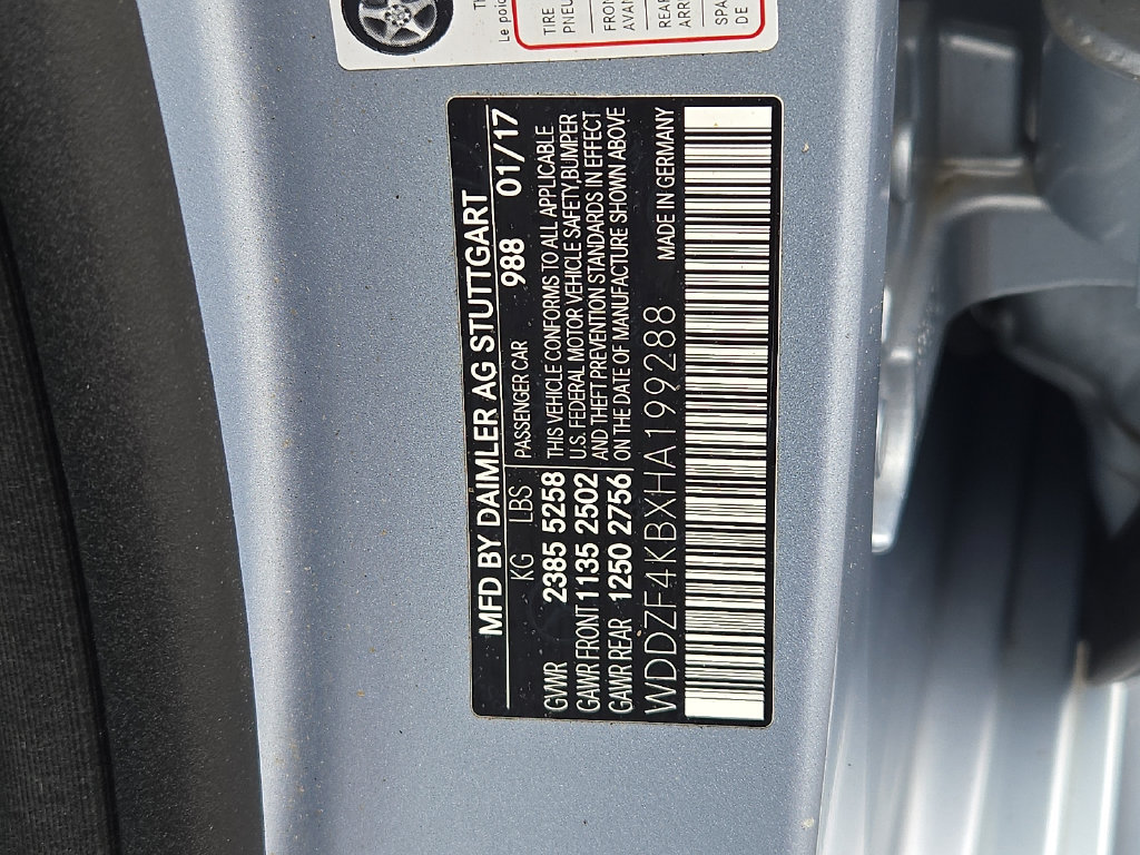 Used 2017 Mercedes-Benz E 300 4MATIC image 27
