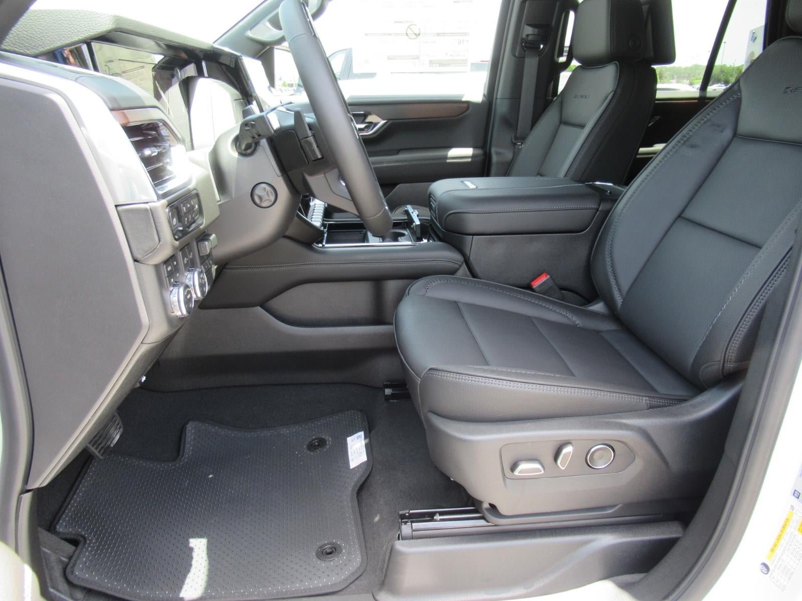 New 2026 GMC Yukon Denali w/ Denali Reserve Package AWD/4WD image 21