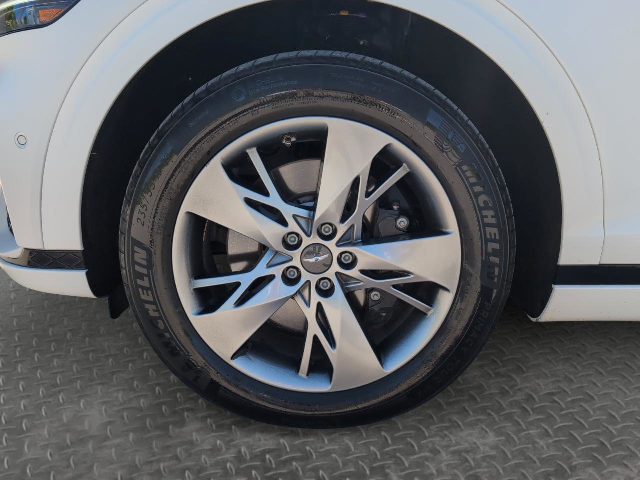 Used 2023 Genesis GV70 3.5T Sport w/ Sport Advanced Package AWD/4WD image 10