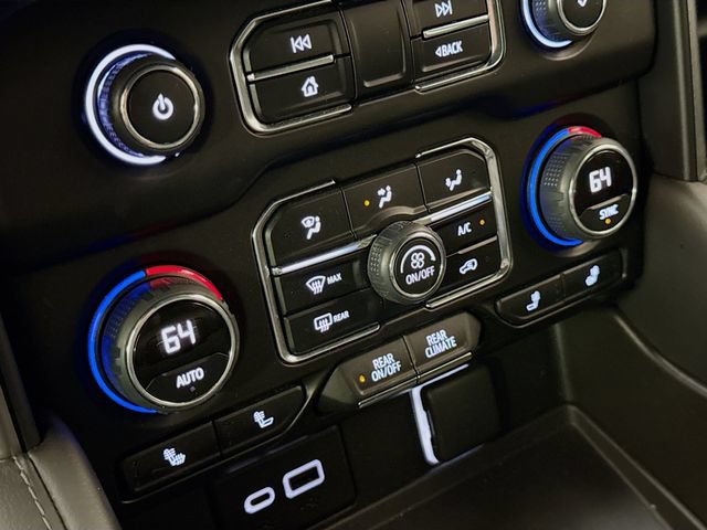 Used 2022 Chevrolet Tahoe LT w/ Luxury Package AWD/4WD image 17