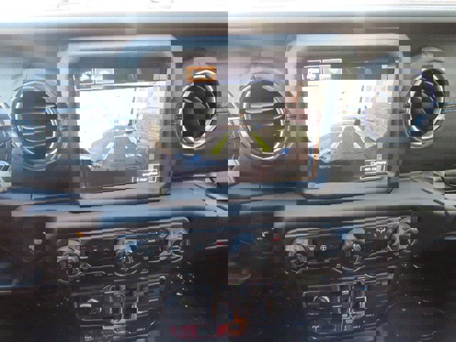 New 2023 Jeep Wrangler Rubicon w/ Steel Bumper Group image 22