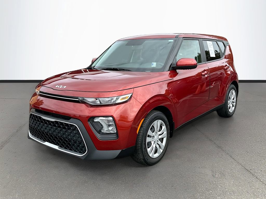 Certified 2022 Kia Soul LX image 3