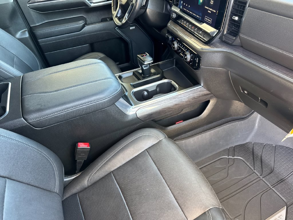 Used 2023 Chevrolet Silverado 1500 LTZ w/ LTZ Premium Package AWD/4WD image 16