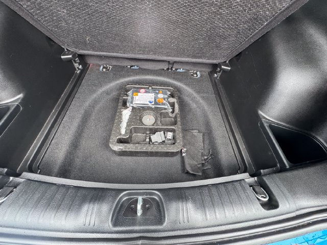 Used 2023 Jeep Compass Limited AWD/4WD image 34