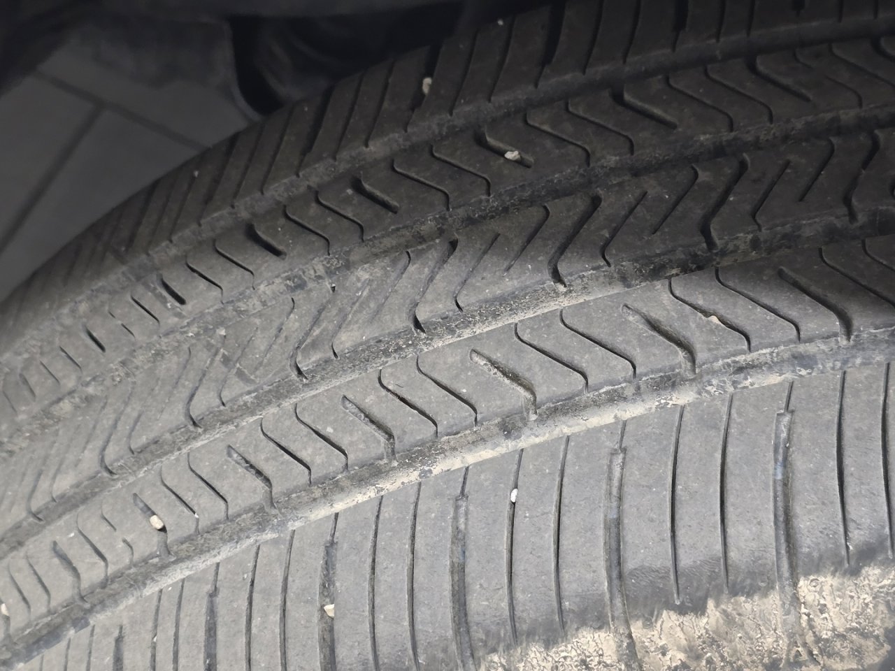 Certified 2023 Toyota Highlander LE image 9