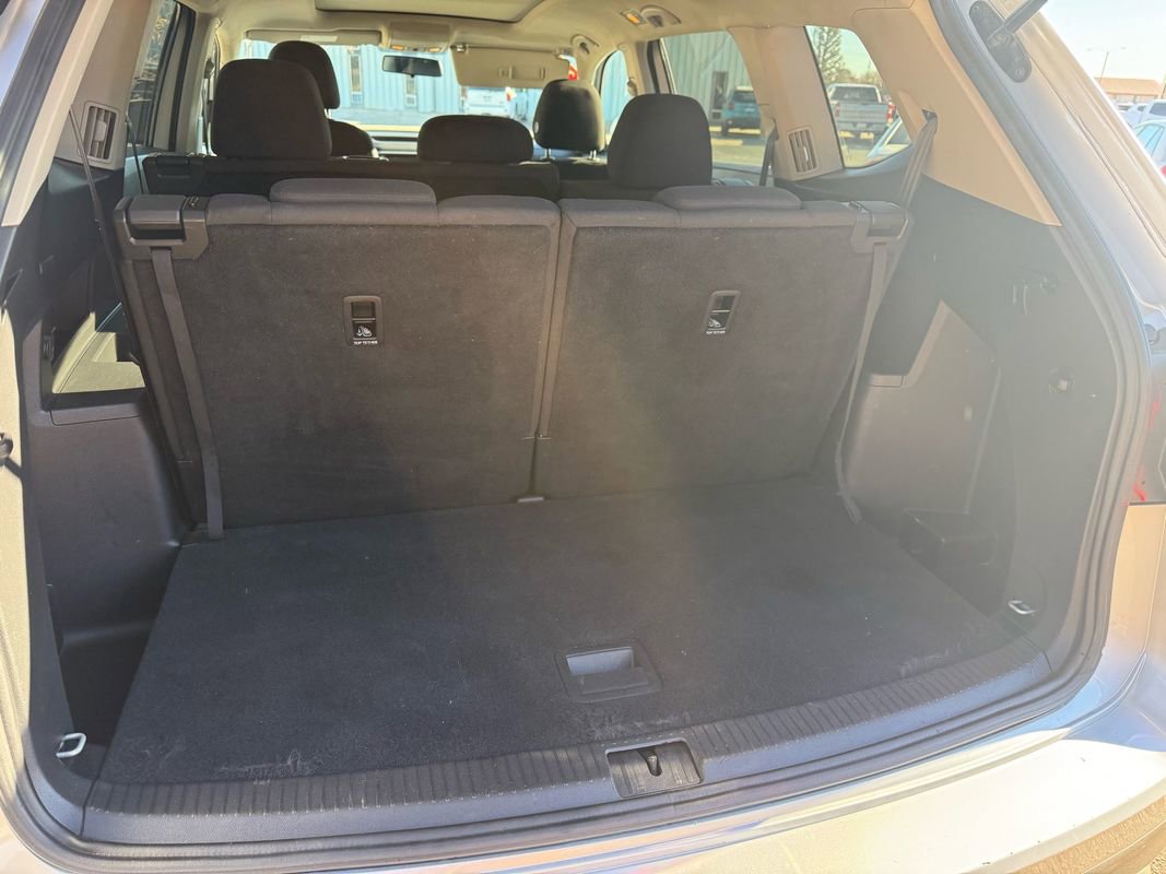 Used 2018 Volkswagen Atlas Launch Edition AWD/4WD image 8
