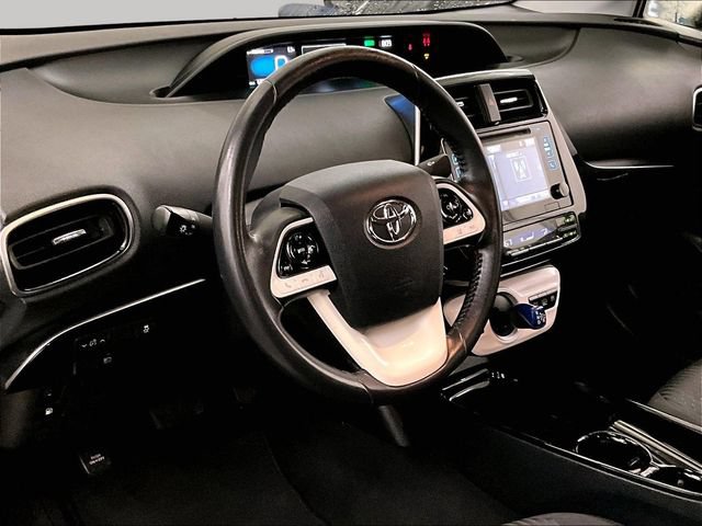 Used 2017 Toyota Prius Prime Plus w/ Carpet Mat Package FWD image 12