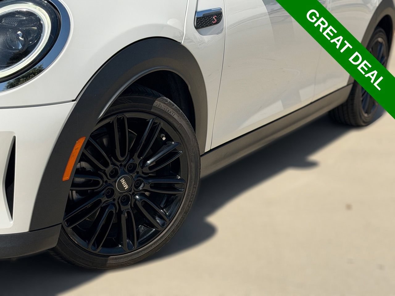 Used 2024 MINI Cooper S FWD image 8