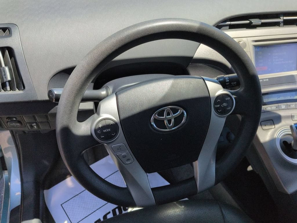Used 2015 Toyota Prius Three FWD image 11