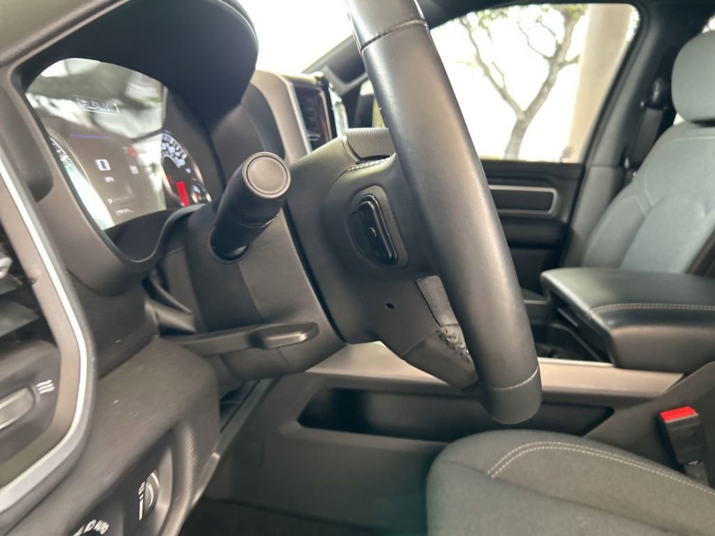 Used 2023 RAM 1500 Big Horn image 39