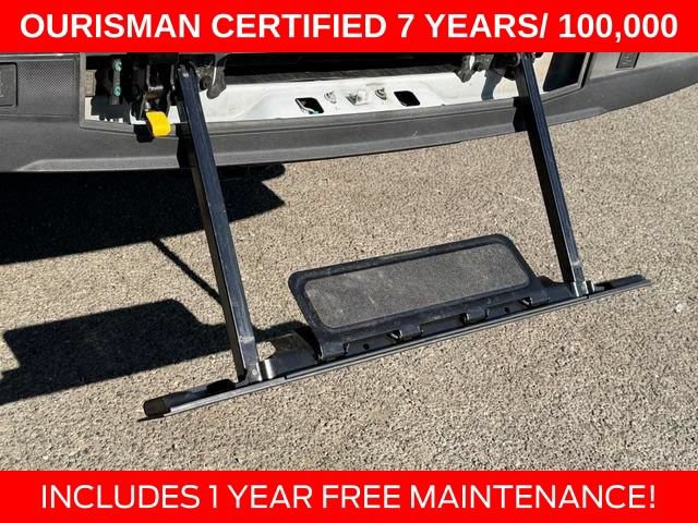 Used 2025 Ford F150 Lightning Flash AWD/4WD image 16