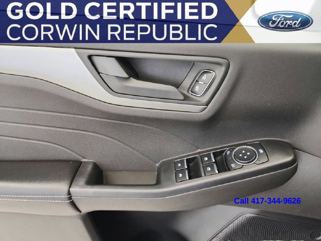 Certified 2023 Ford Escape Active AWD/4WD image 21