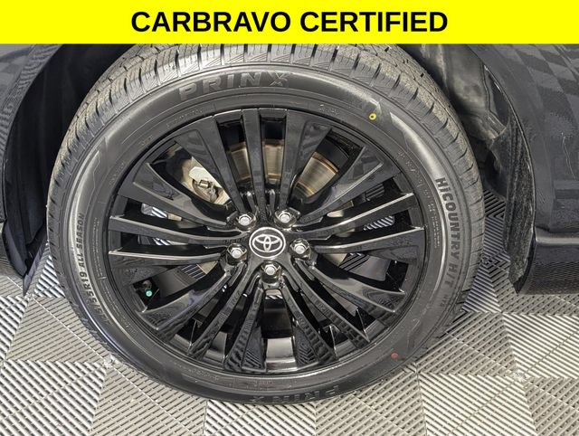 Used 2024 Toyota Venza Nightshade AWD/4WD image 8