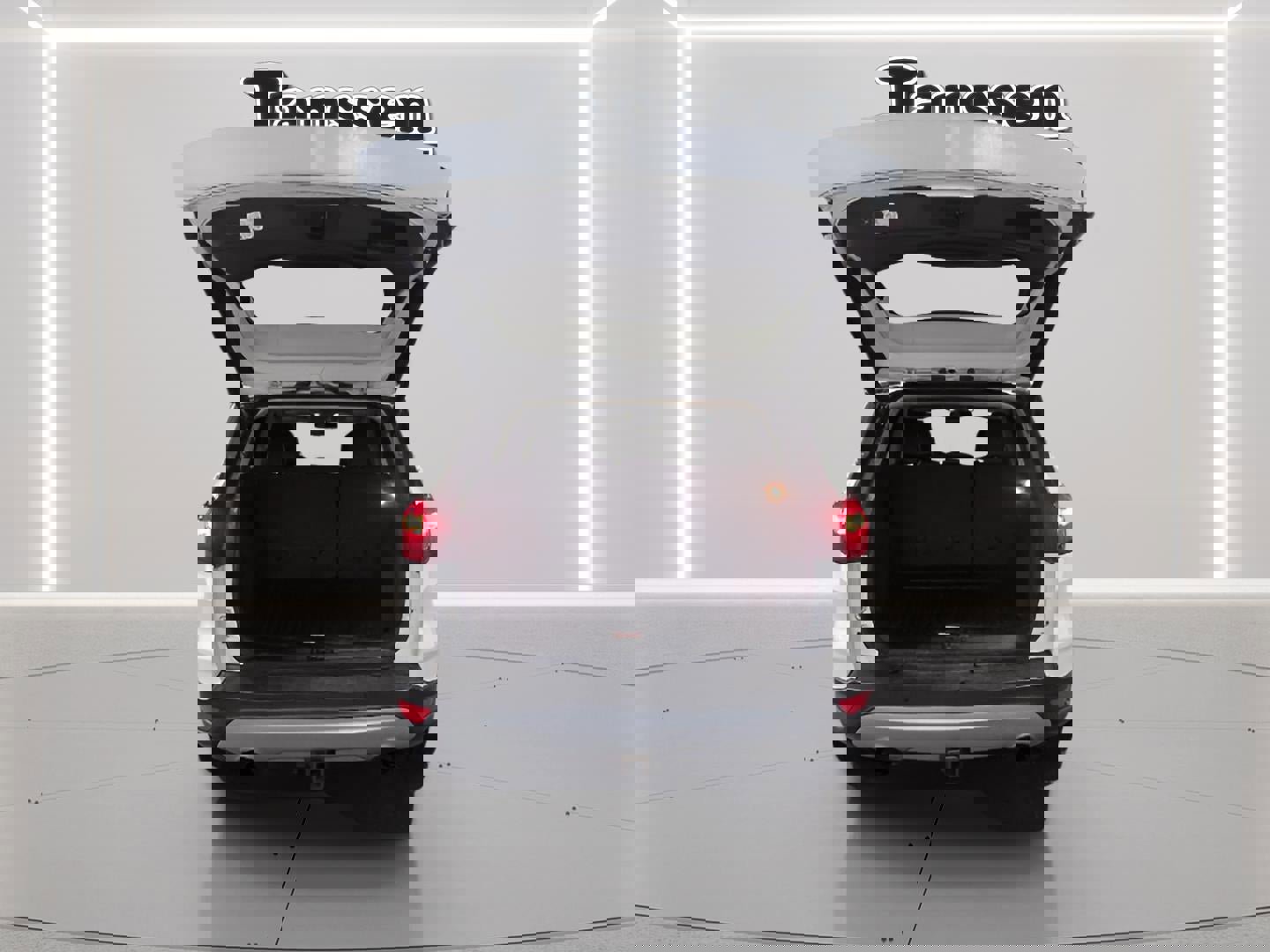 Used 2019 Ford Escape Titanium w/ U9j03 - Titanium Tow Package image 8