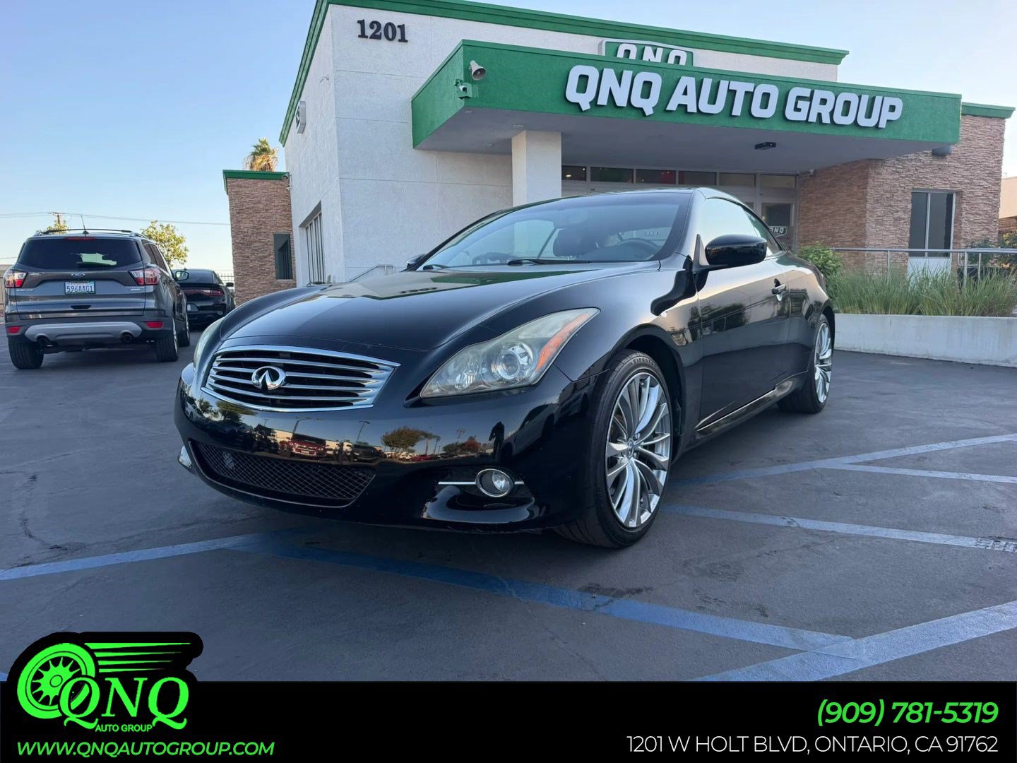 Used 2012 INFINITI G37 Convertible w/ Premium Pkg RWD image 1