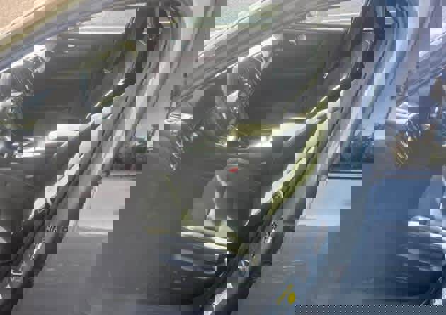 Used 2023 Volvo XC40 Recharge Plus w/ Protection Package Premier image 2