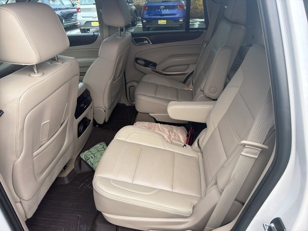 Used 2016 GMC Yukon Denali w/ Open Road Package image 12