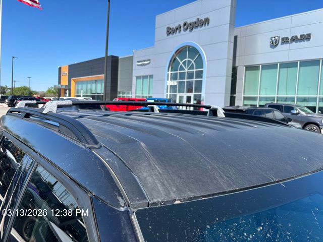 Used 2021 Ford Explorer XLT w/ Equipment Group 202A image 9