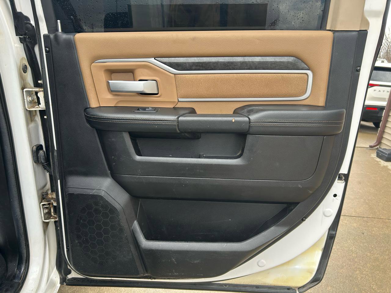 Used 2019 RAM 3500 Big Horn image 18